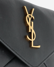Bolso Saint Laurent Cassandre Pouch