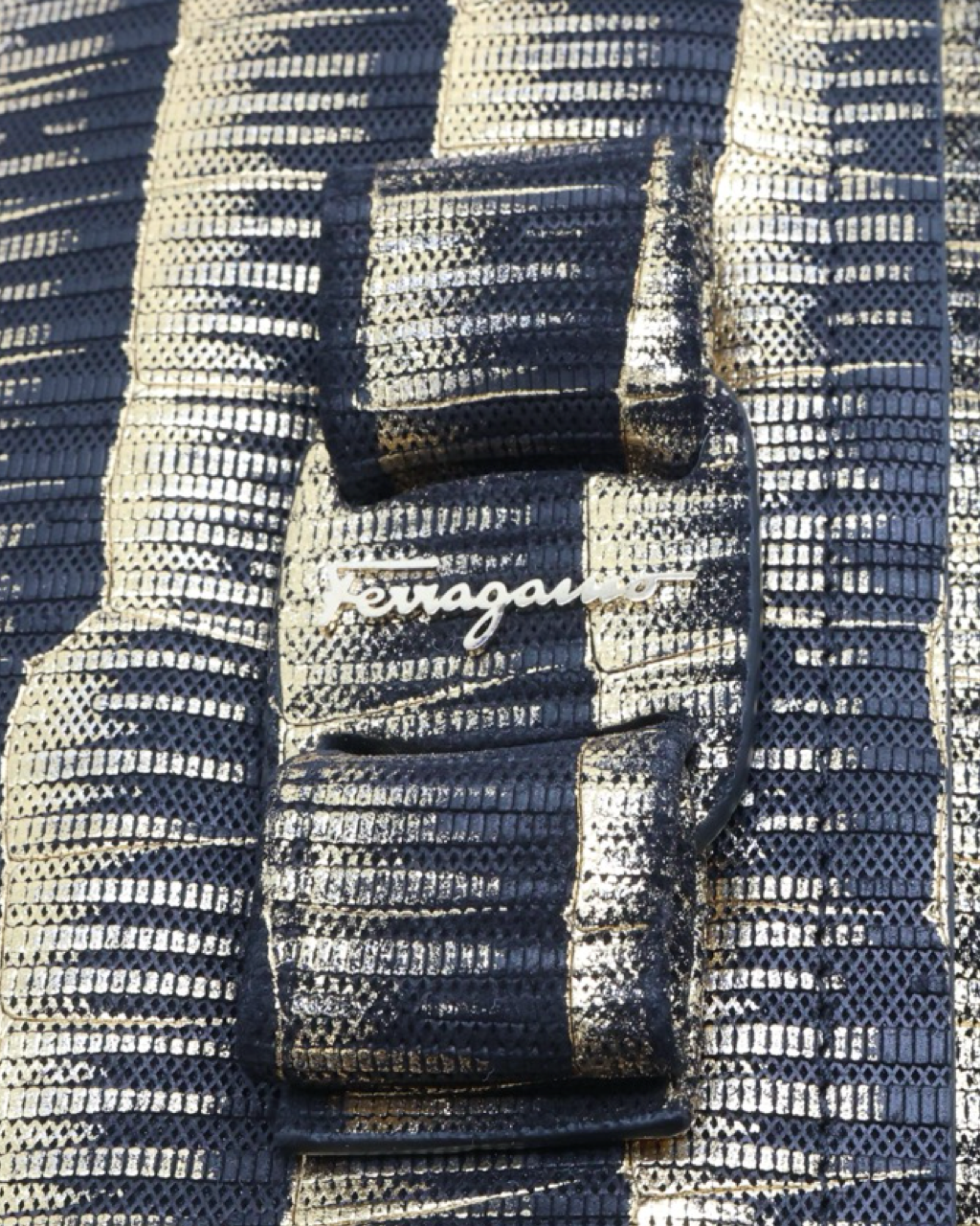 Bolso Ferragamo Viva Bow