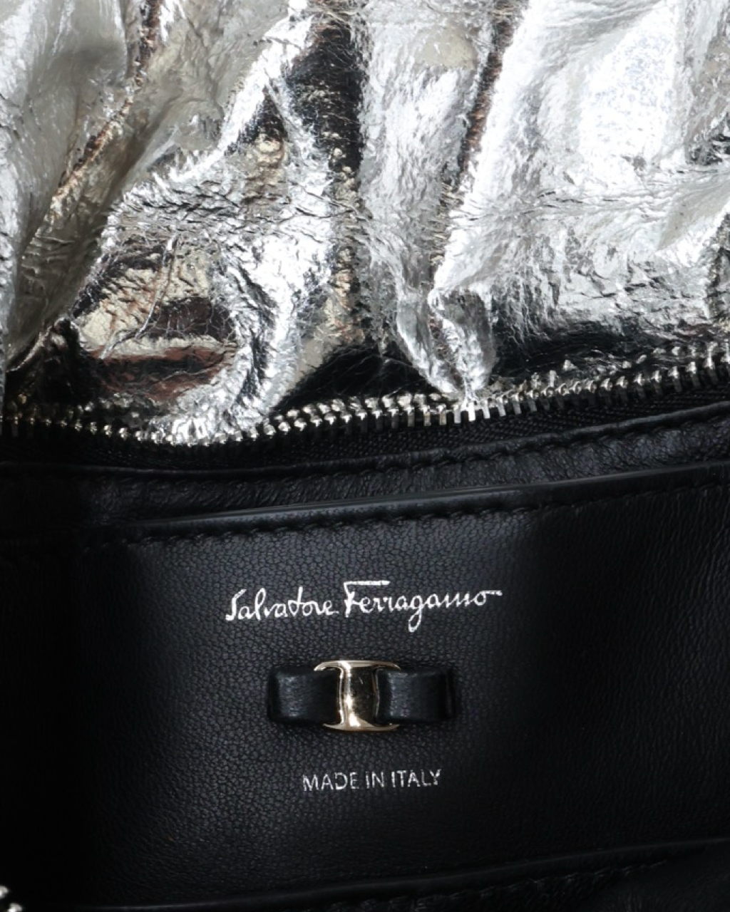 Bolso Ferragamo Viva Bow