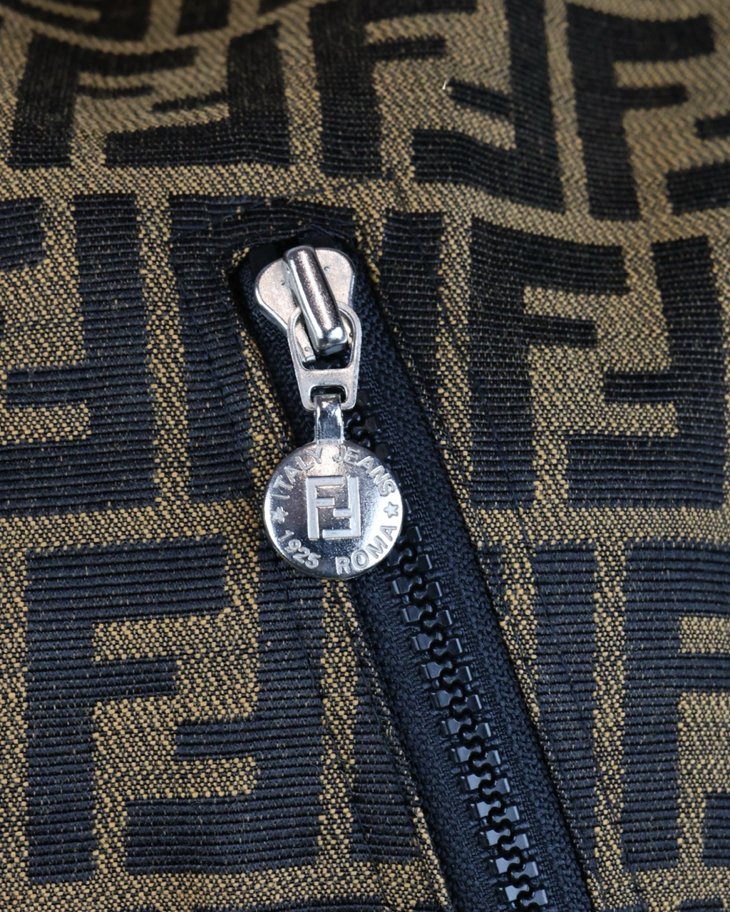 Chamarra Fendi Zucca Reversible L