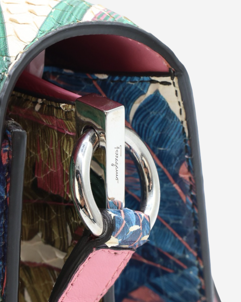 Bolso Ferragamo Joanne