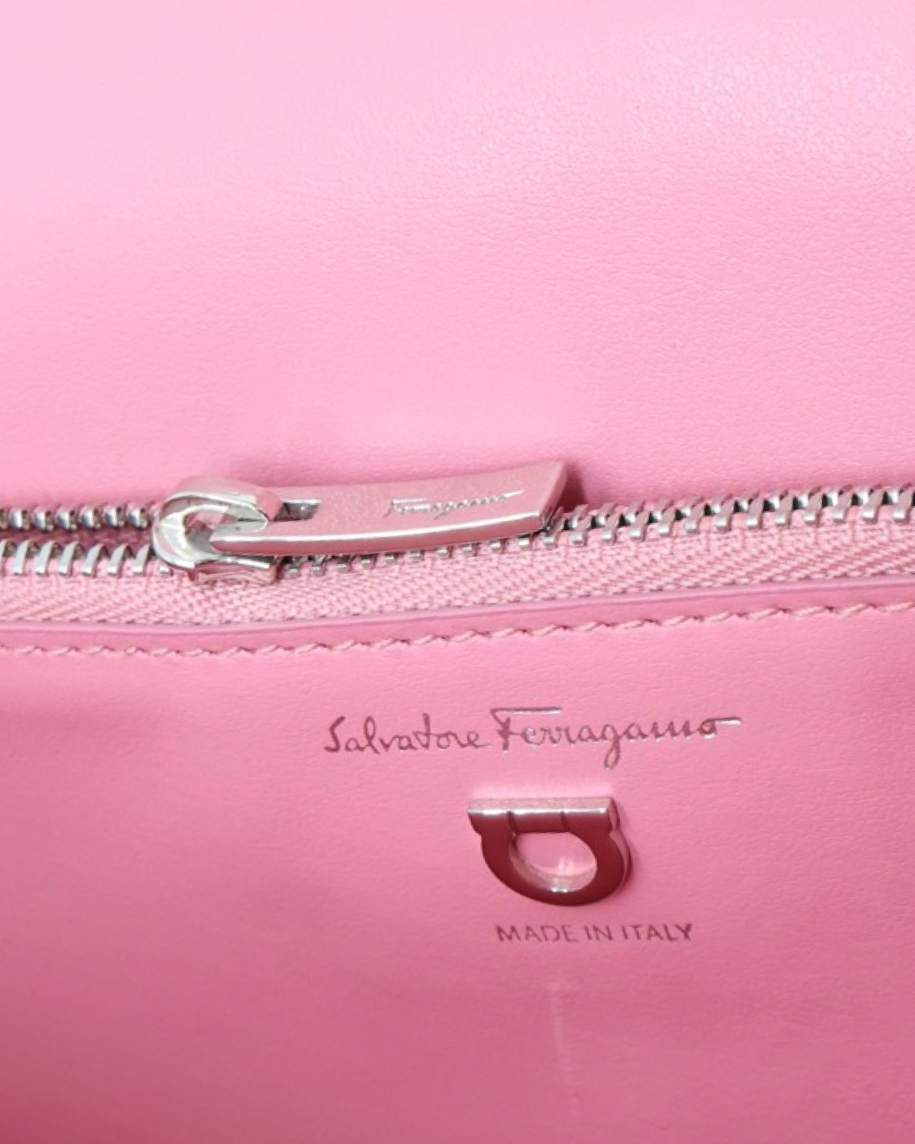 Bolso Ferragamo Joanne