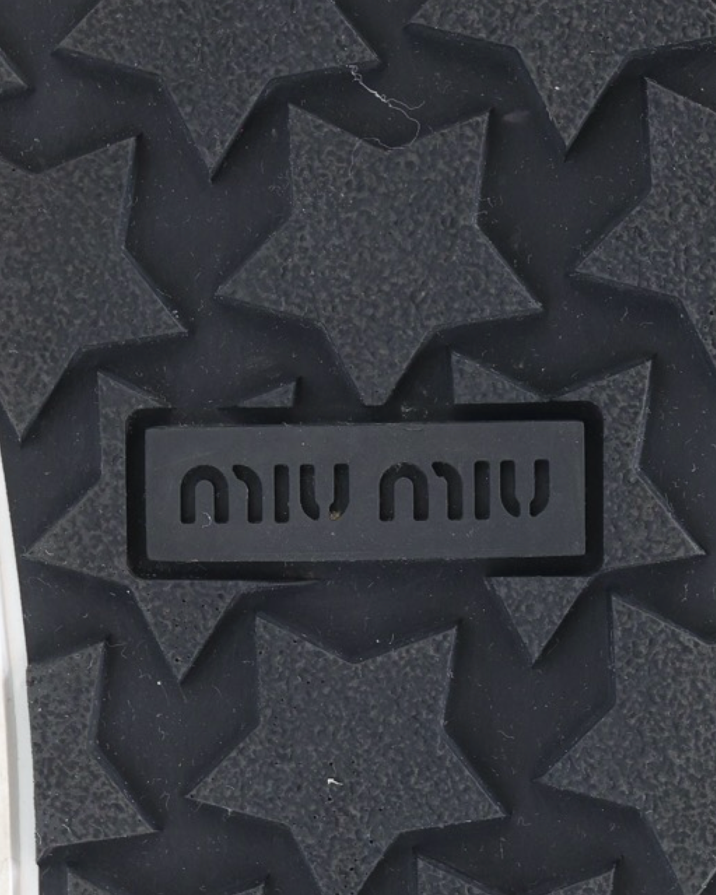 Tenis Miu Miu Charol 37