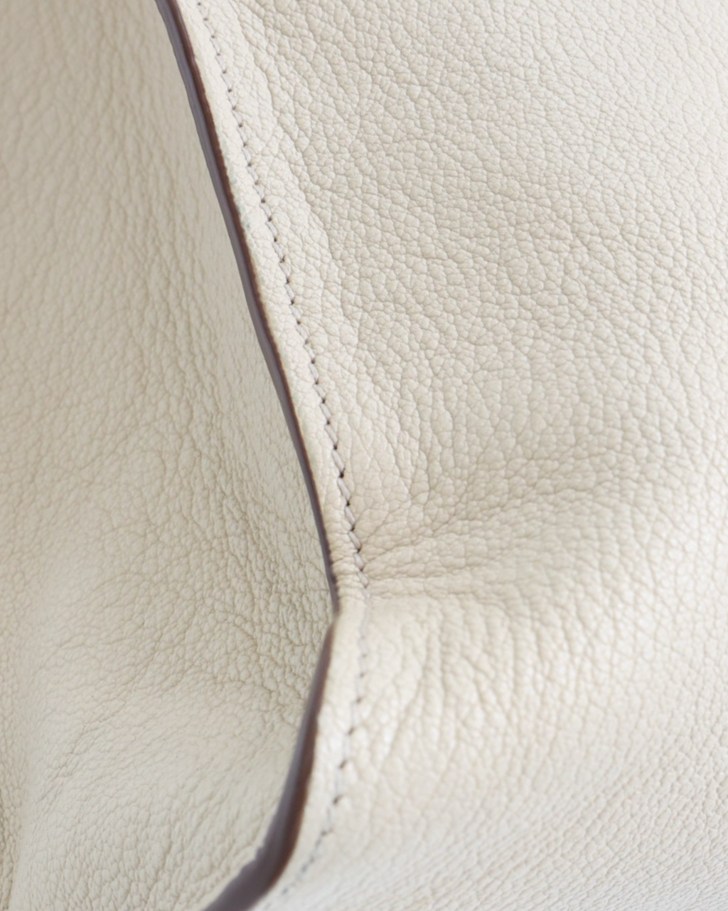 Bolso Miu Miu Madras Logo