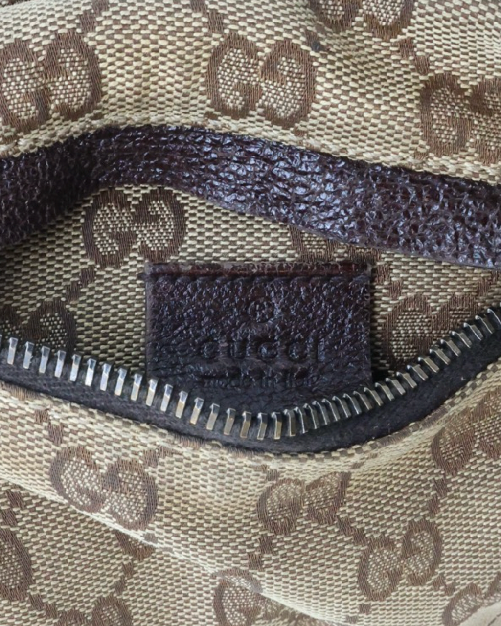 Cangurera Gucci GG Supreme