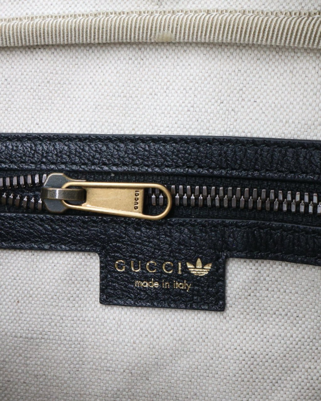 Bolso Gucci x Adidas GG