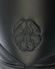 Bolso Alexander McQueen The Curve 2021