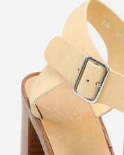Sandalias Ferragamo 38