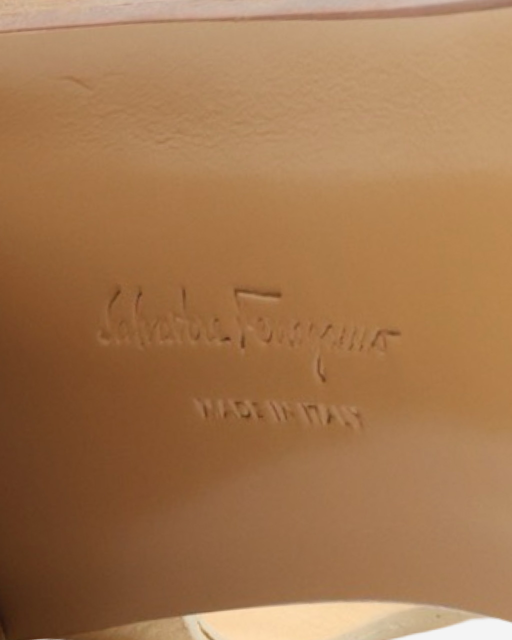 Sandalias Ferragamo 38