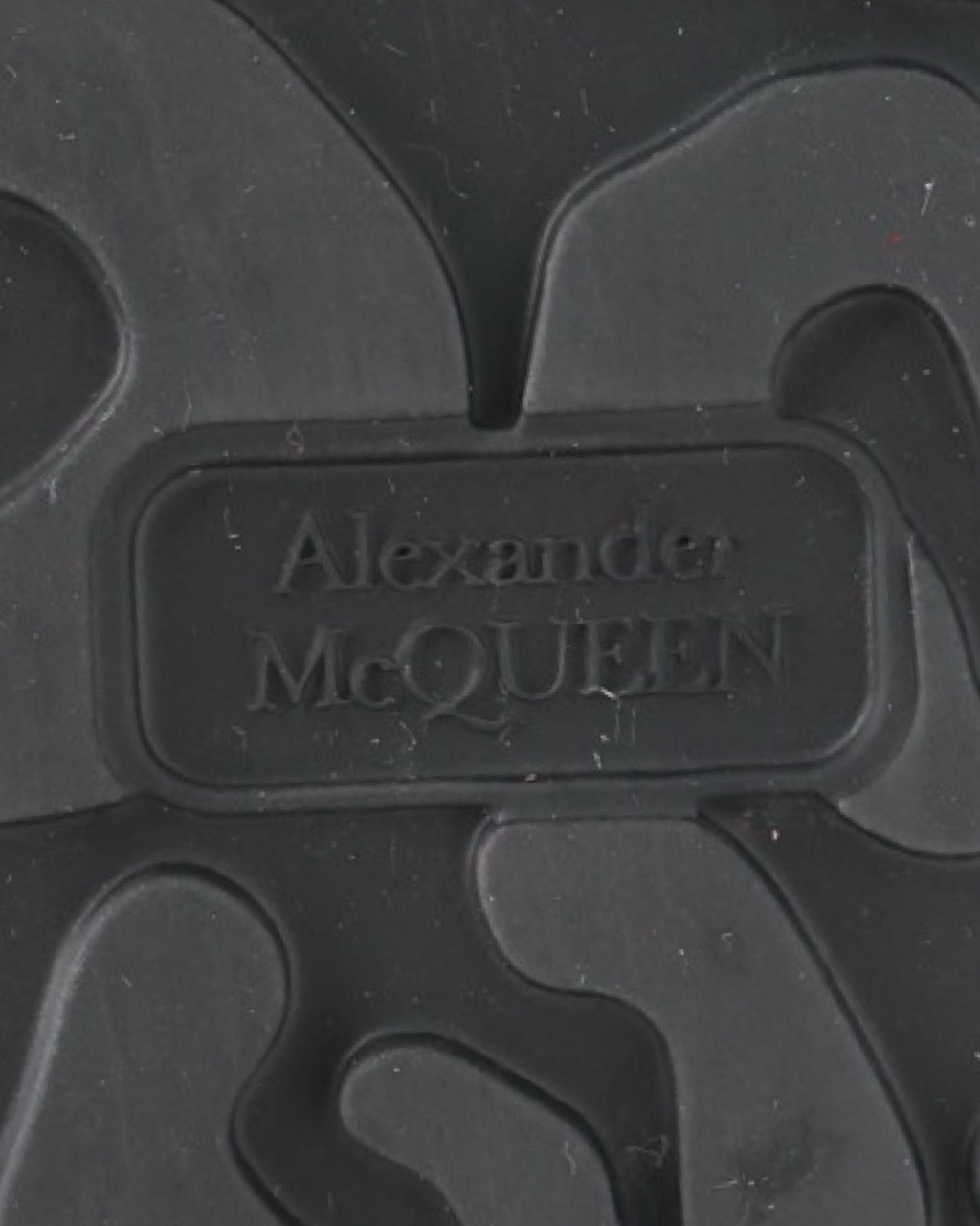 Alexander McQueen Sneakers 42