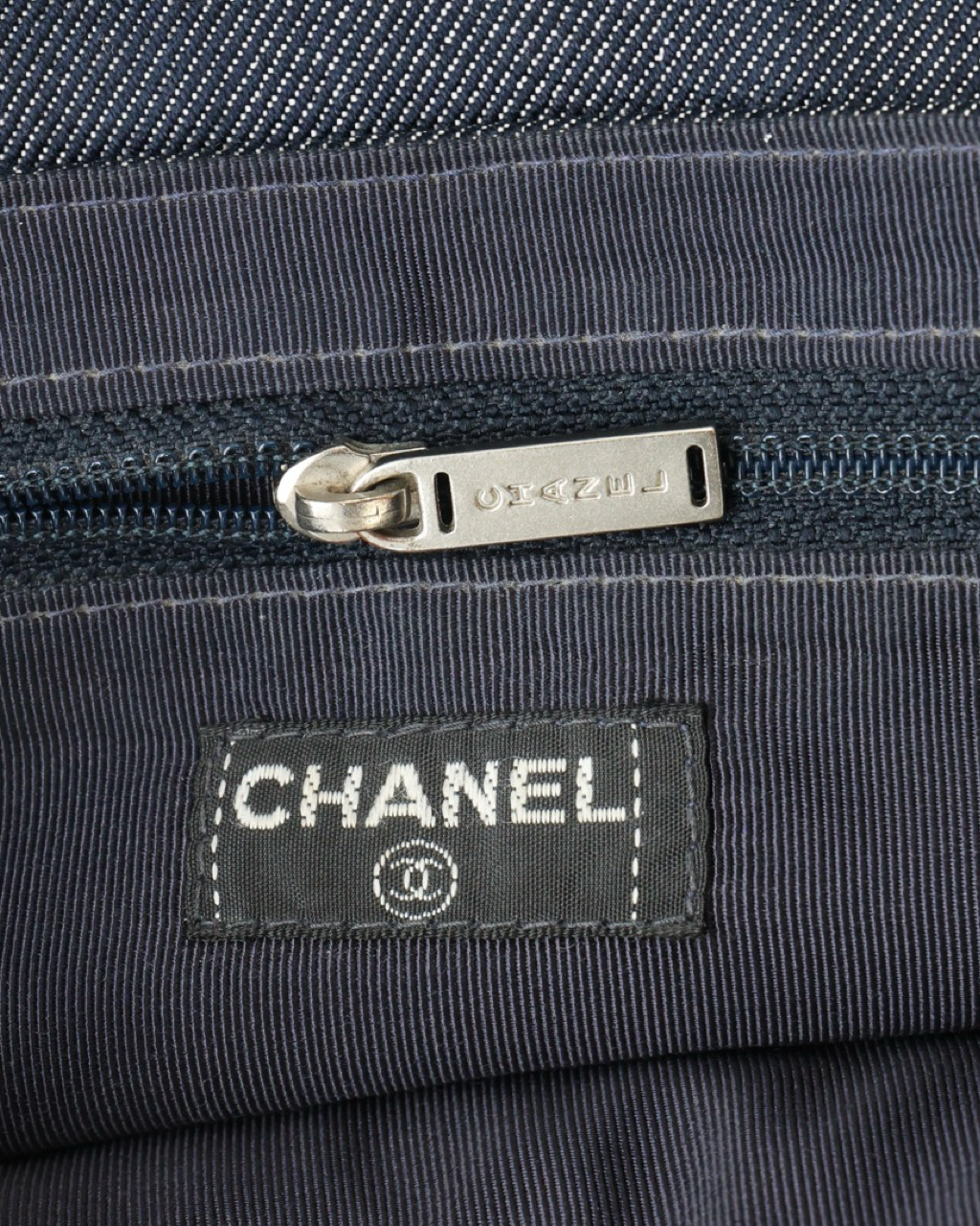 Bolso Chanel Chocolate Bar Re-Issue 2.55 2000 - 2002