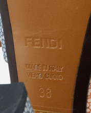 Sandalias Fendi 38