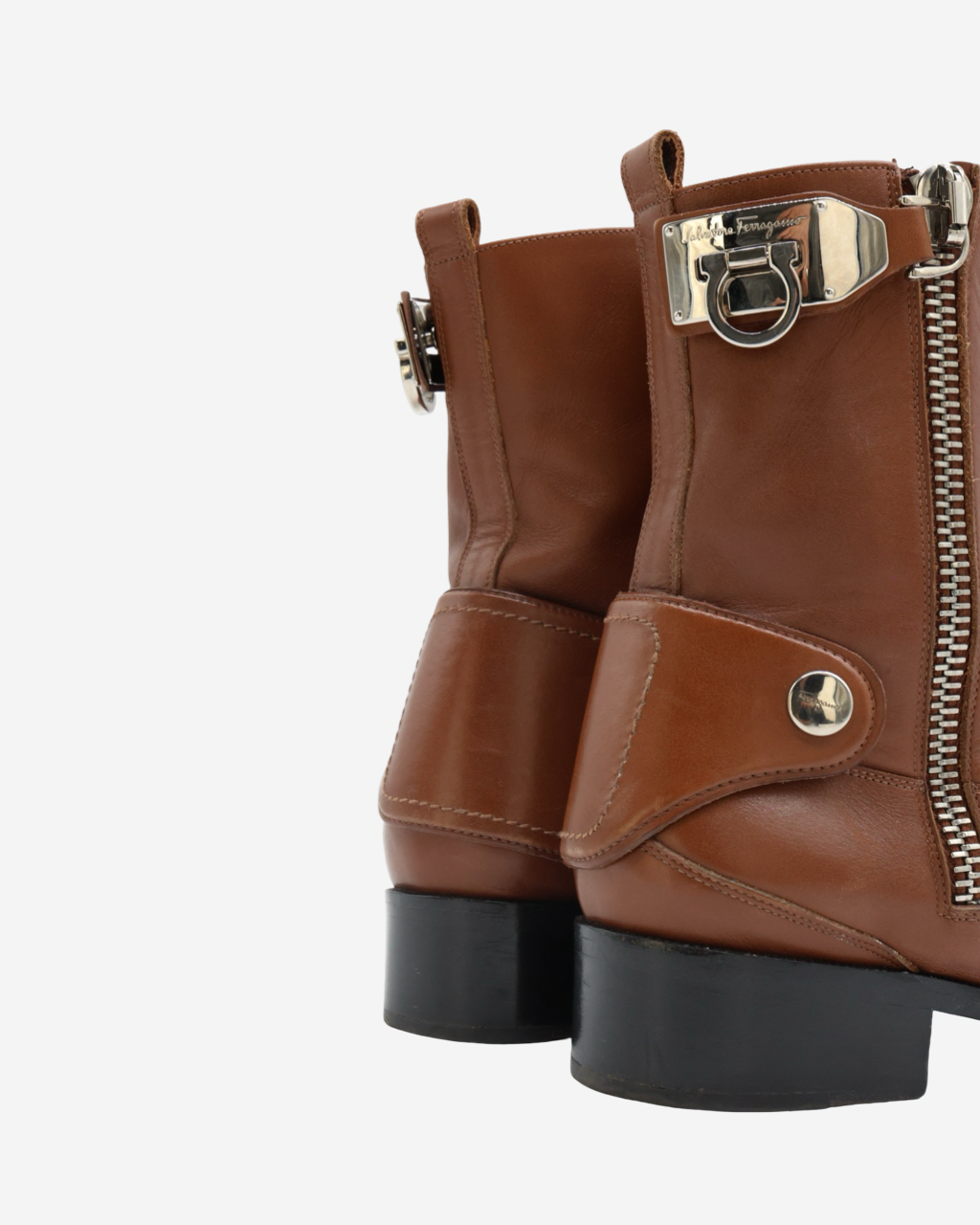 Ferragamo Gancini Ankle Boots 38.5