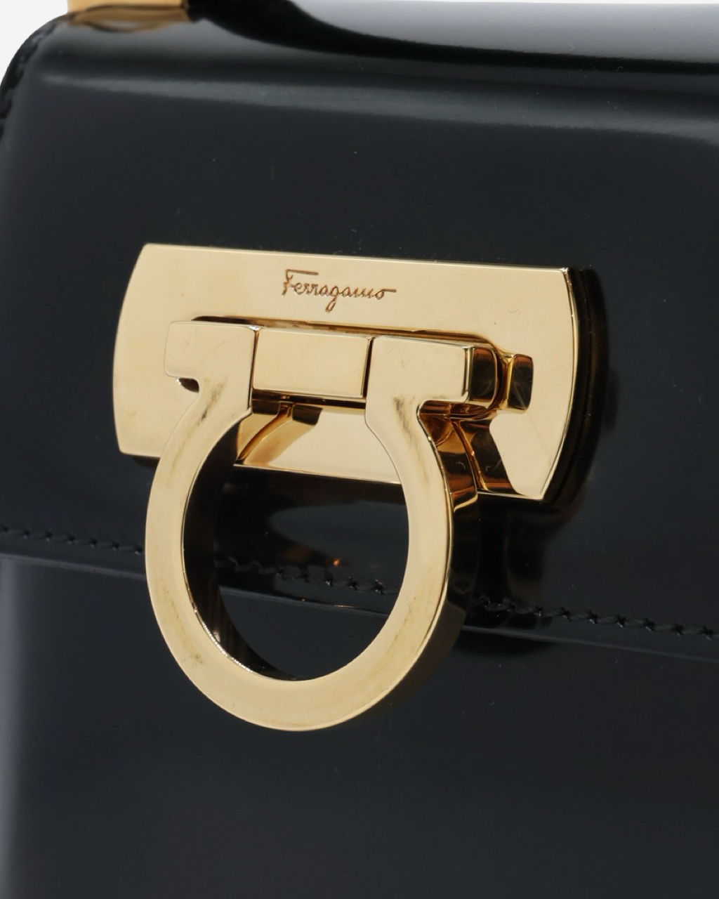 Bolso Ferragamo Iconic XS