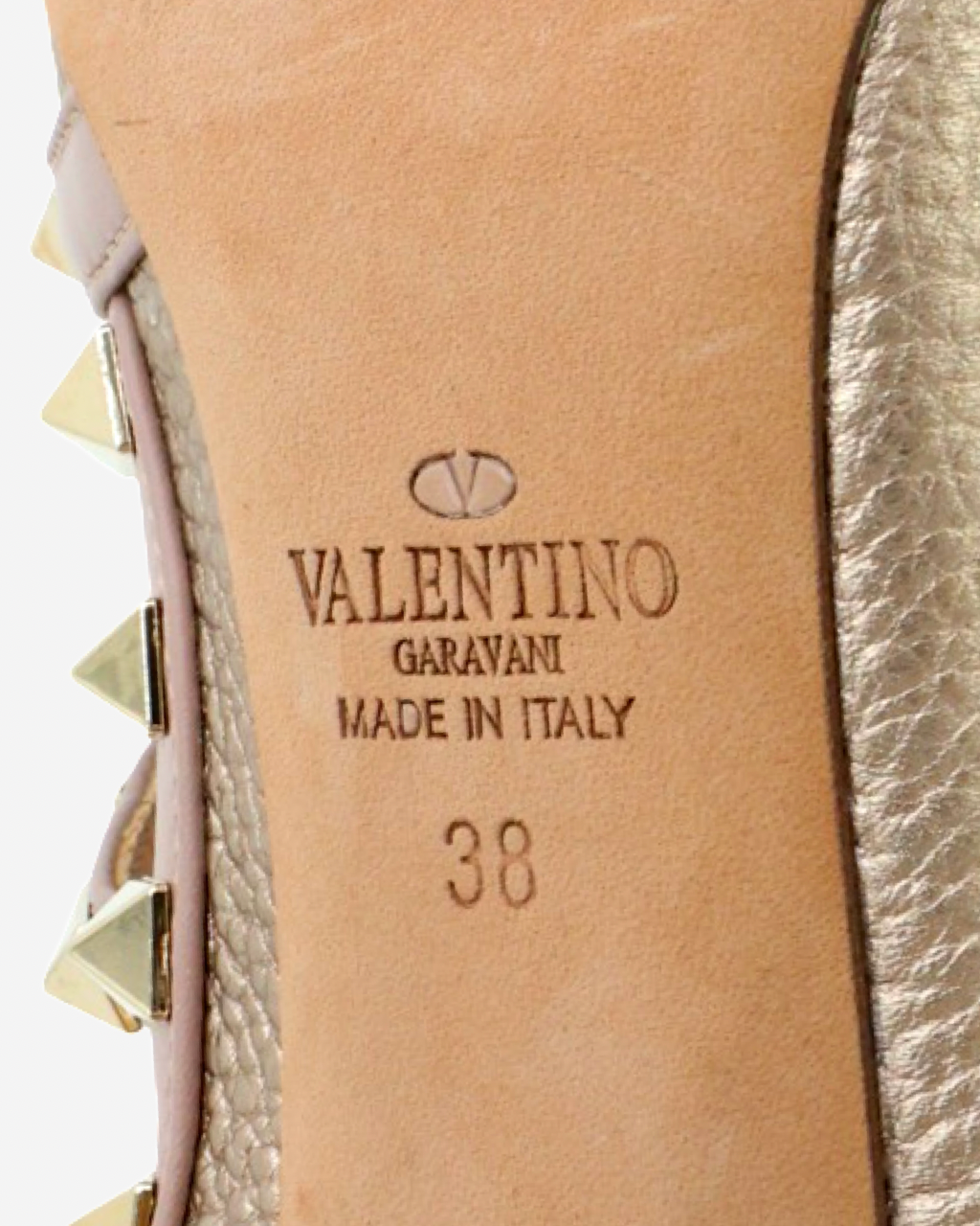 Valentino Rockstud Pumps 38