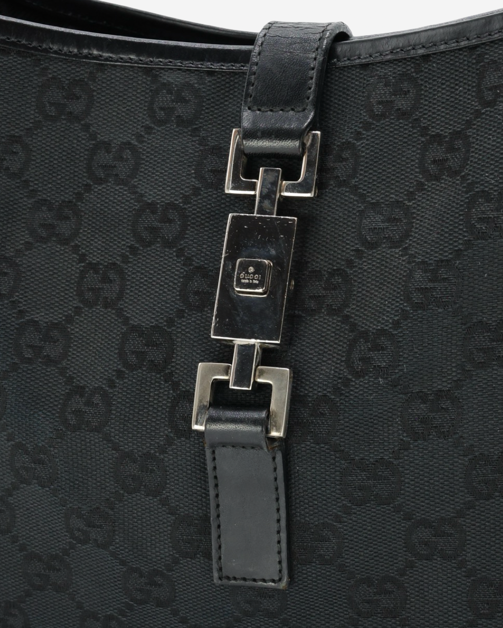 Bolso Gucci Jackie GG