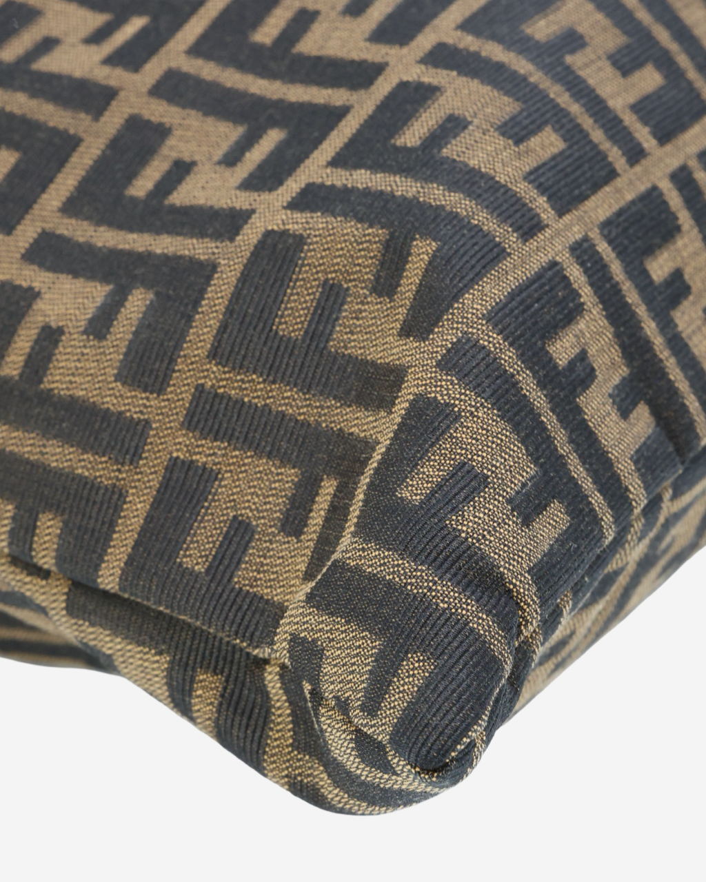 Bolso Fendi Zucca Pouch