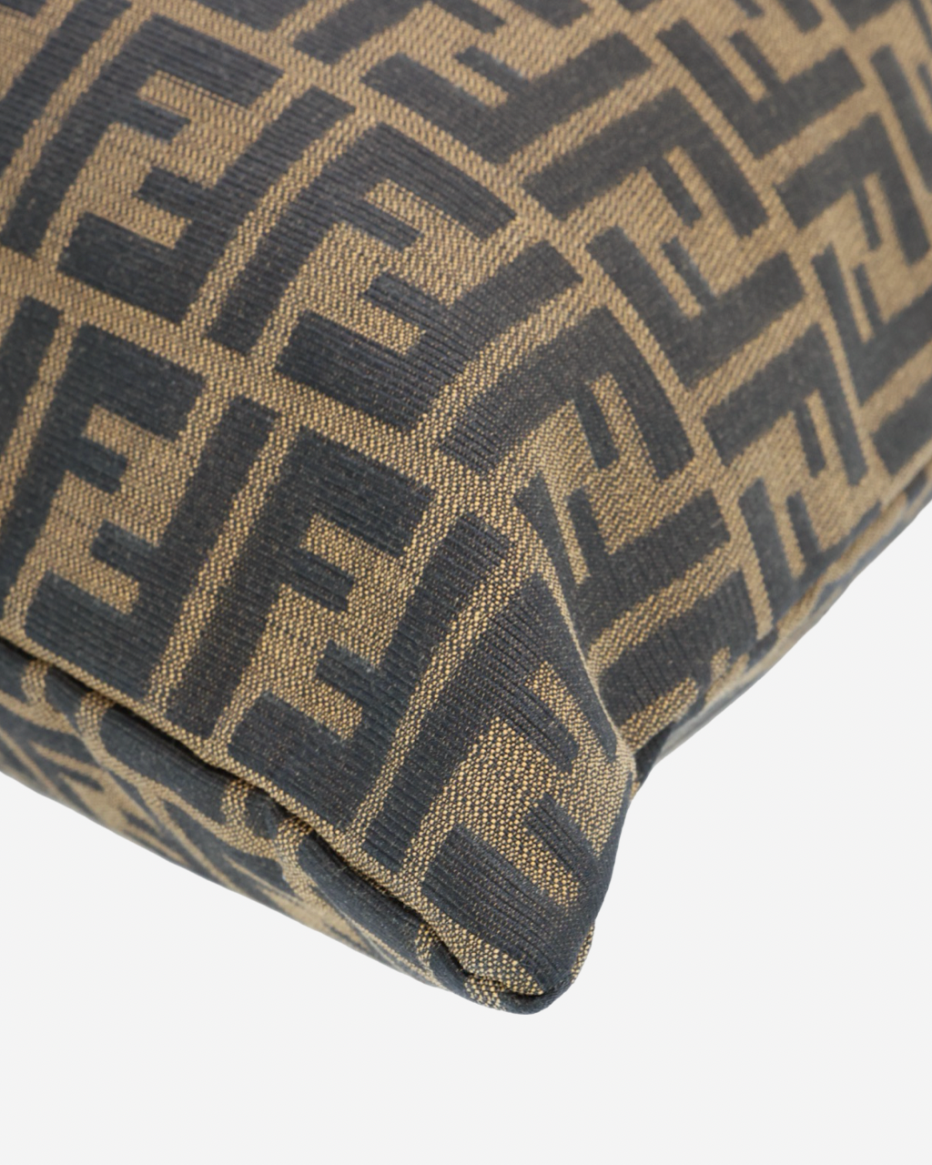 Bolso Fendi Zucca Pouch