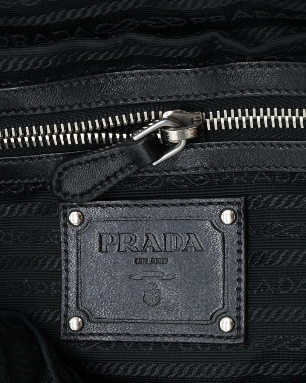 Bolso Prada Tessuto Nappa Waves