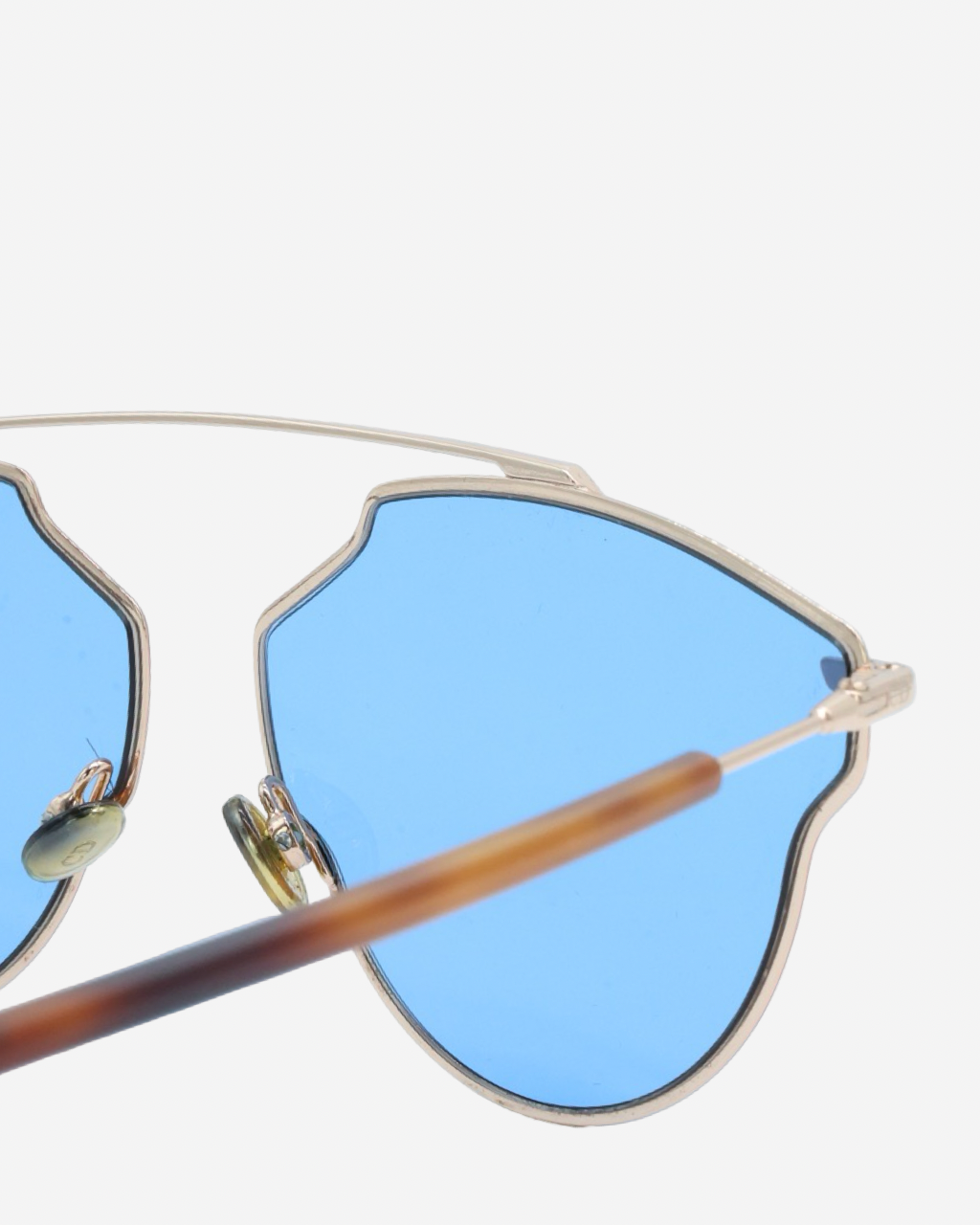 Lentes de Sol Dior So Real Pop