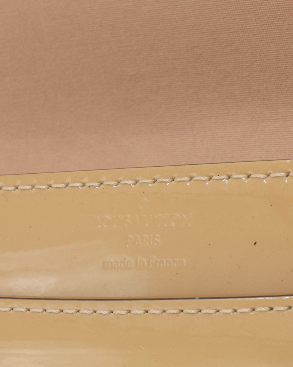 Louis Vuitton Louise Vernis Clutch Bag