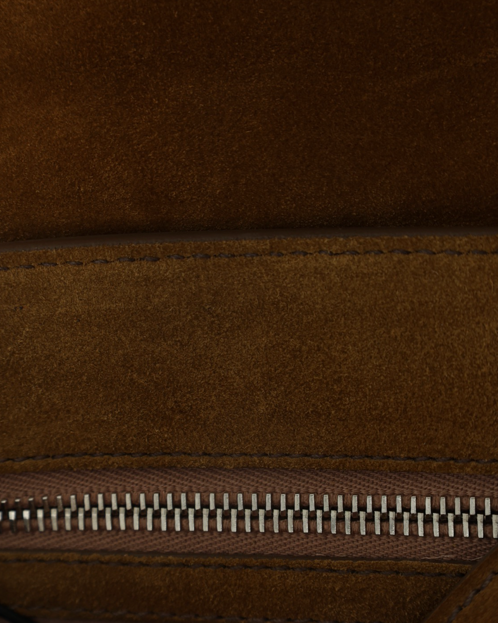 Bolso Miu Miu Messenger