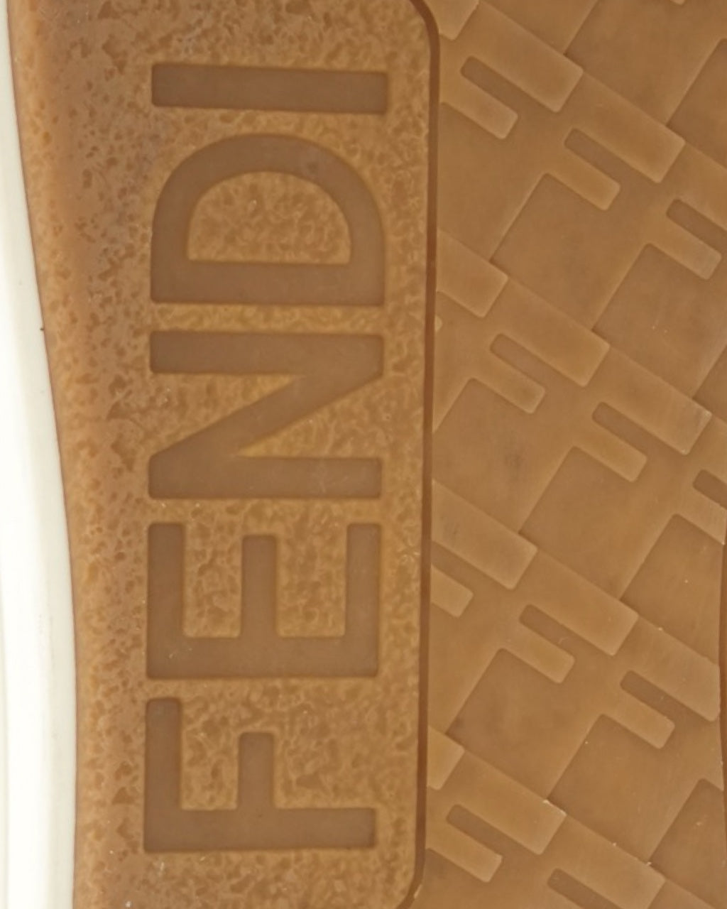 Tenis Fendi Zucca 41