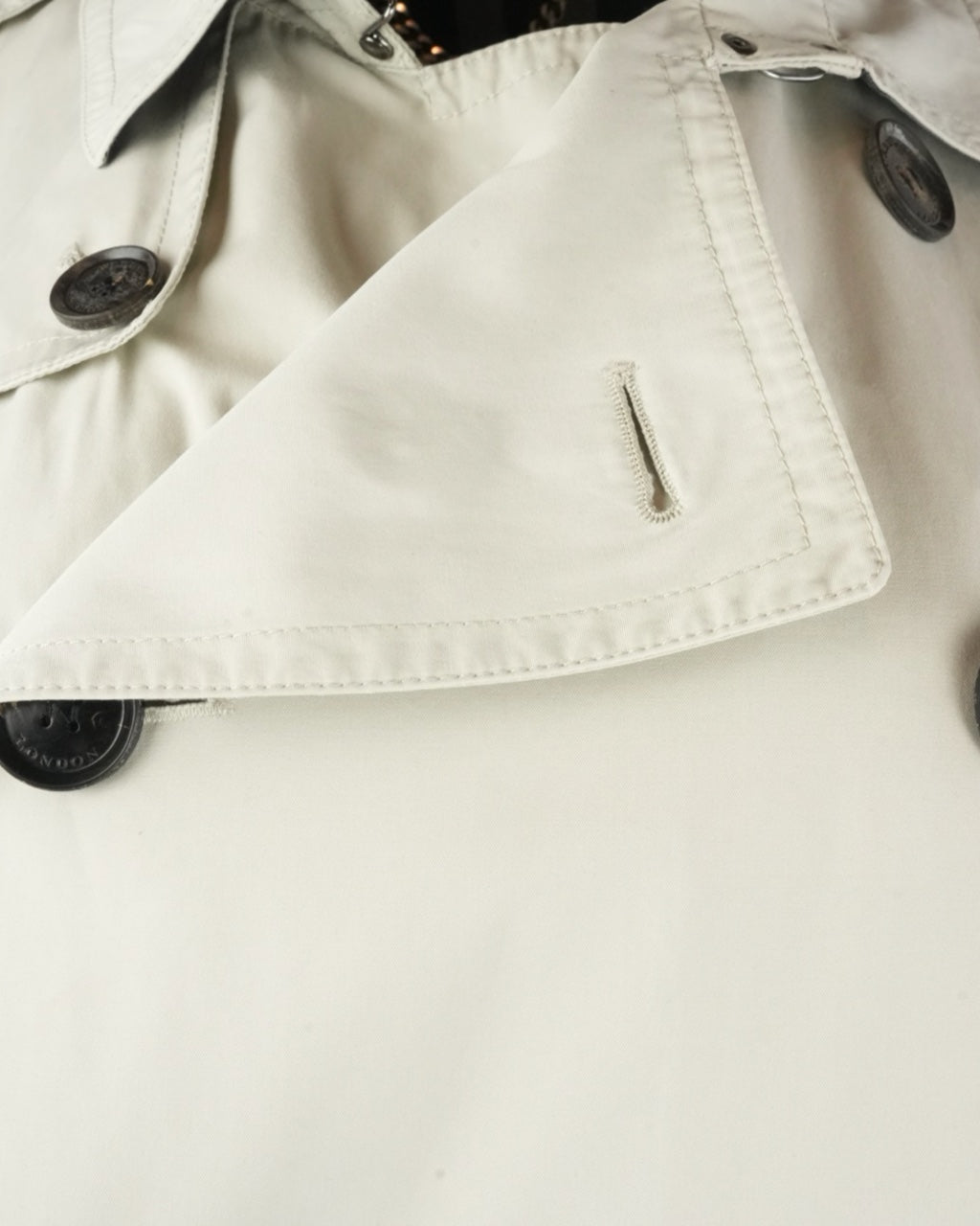 Abrigo Burberry 48 IT