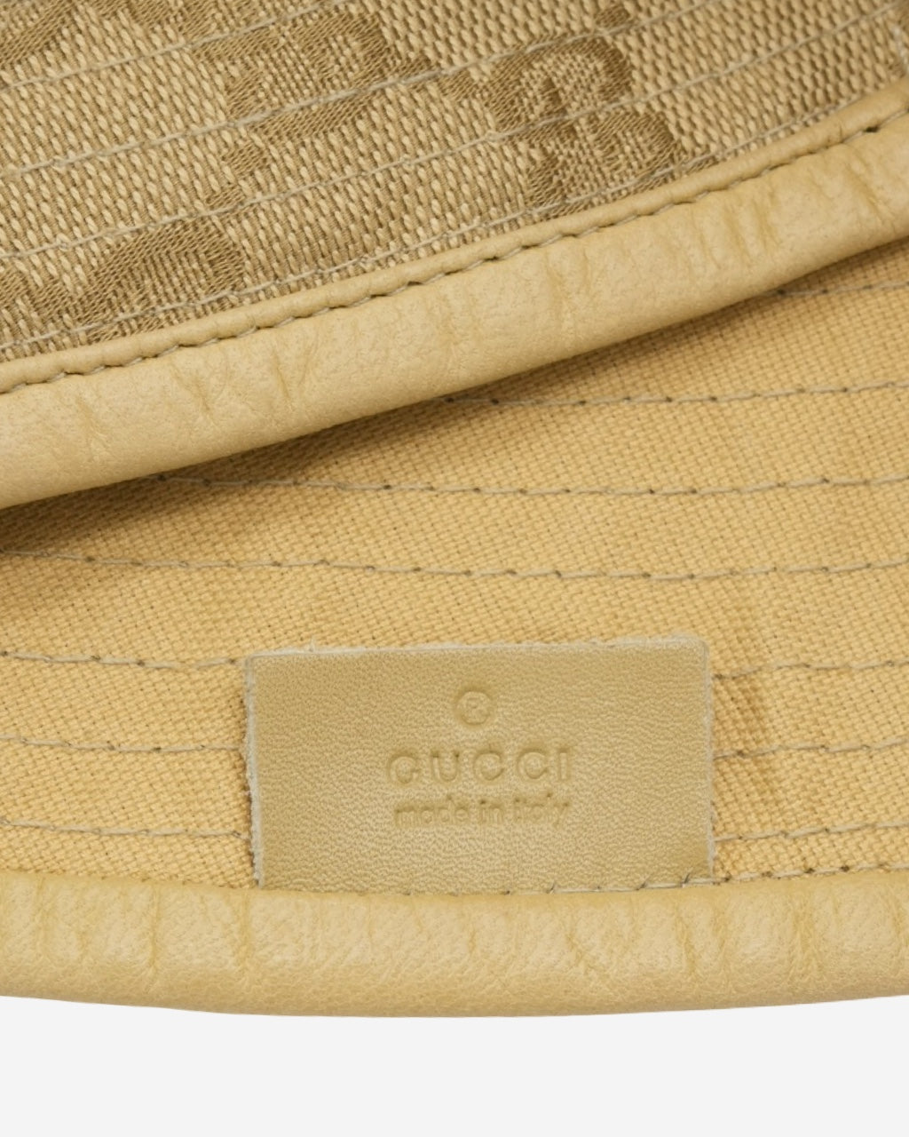 Sombrero Gucci GG Supreme