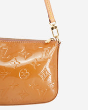 Bolso Louis Vuitton Pochette Monogram Vernis 2012