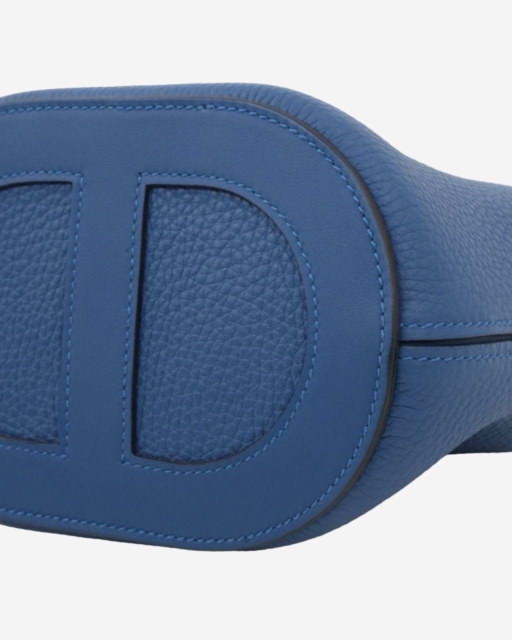 Bolso Hermès In-the-Loop 18 2025