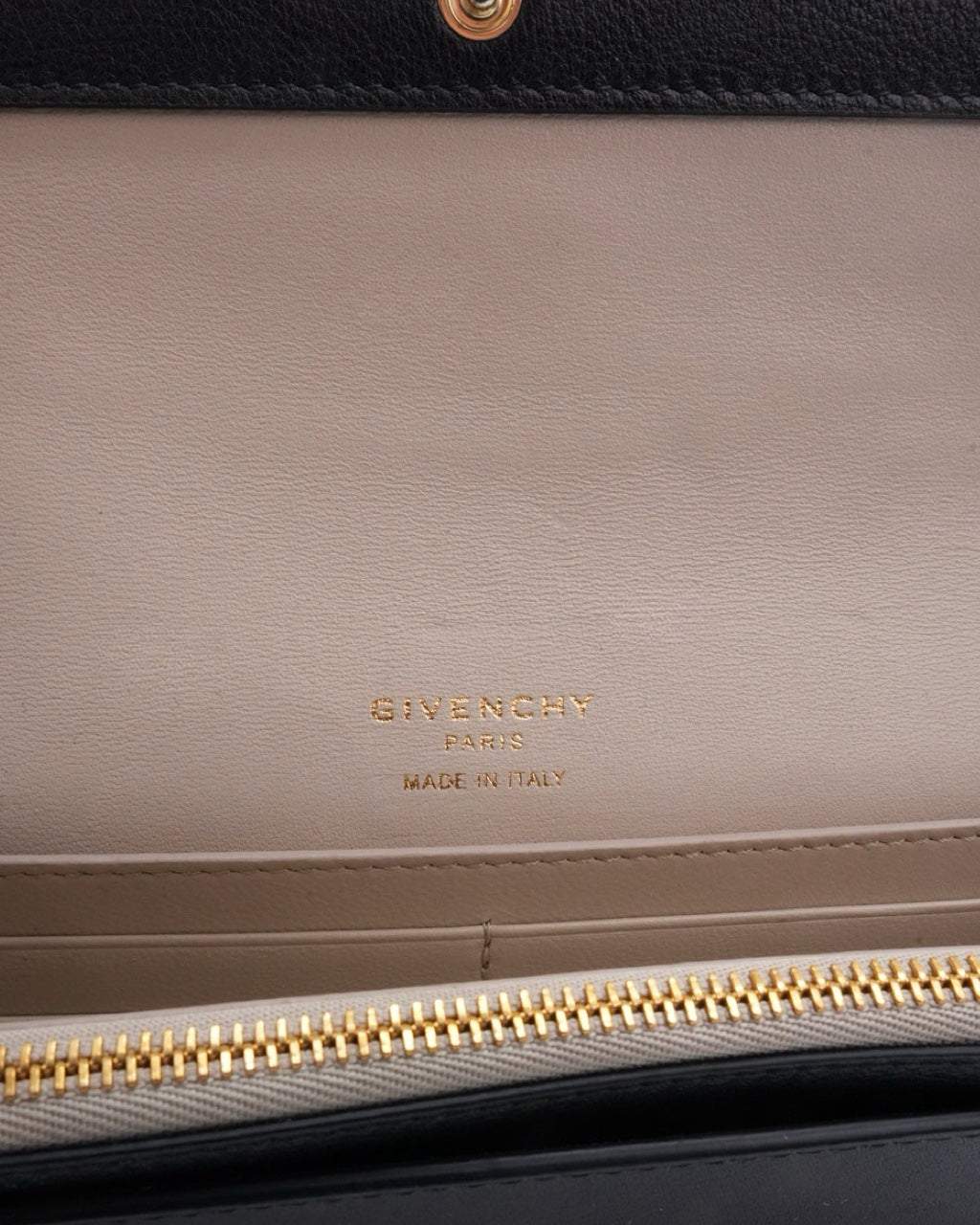 Cartera Givenchy Black Day