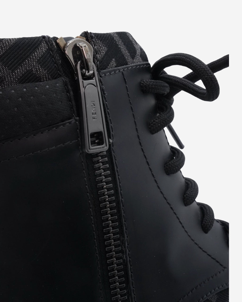 Botas Fendi Zucca 40