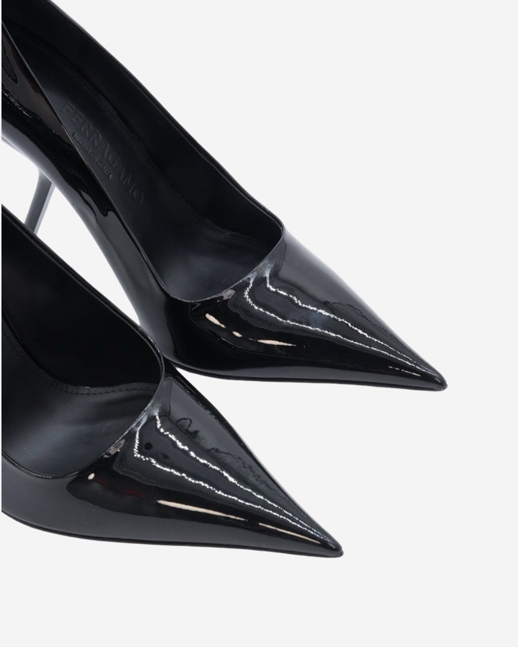 Ferragamo Eva Pumps 38