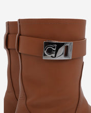 Ferragamo Gancini Boots 39