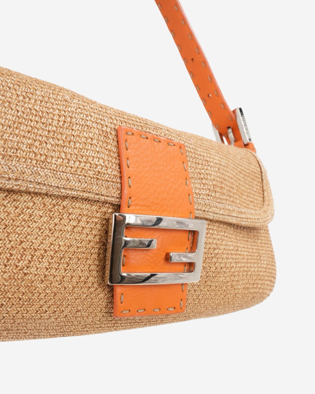 Bolso Fendi Baguette Selleria Raffia