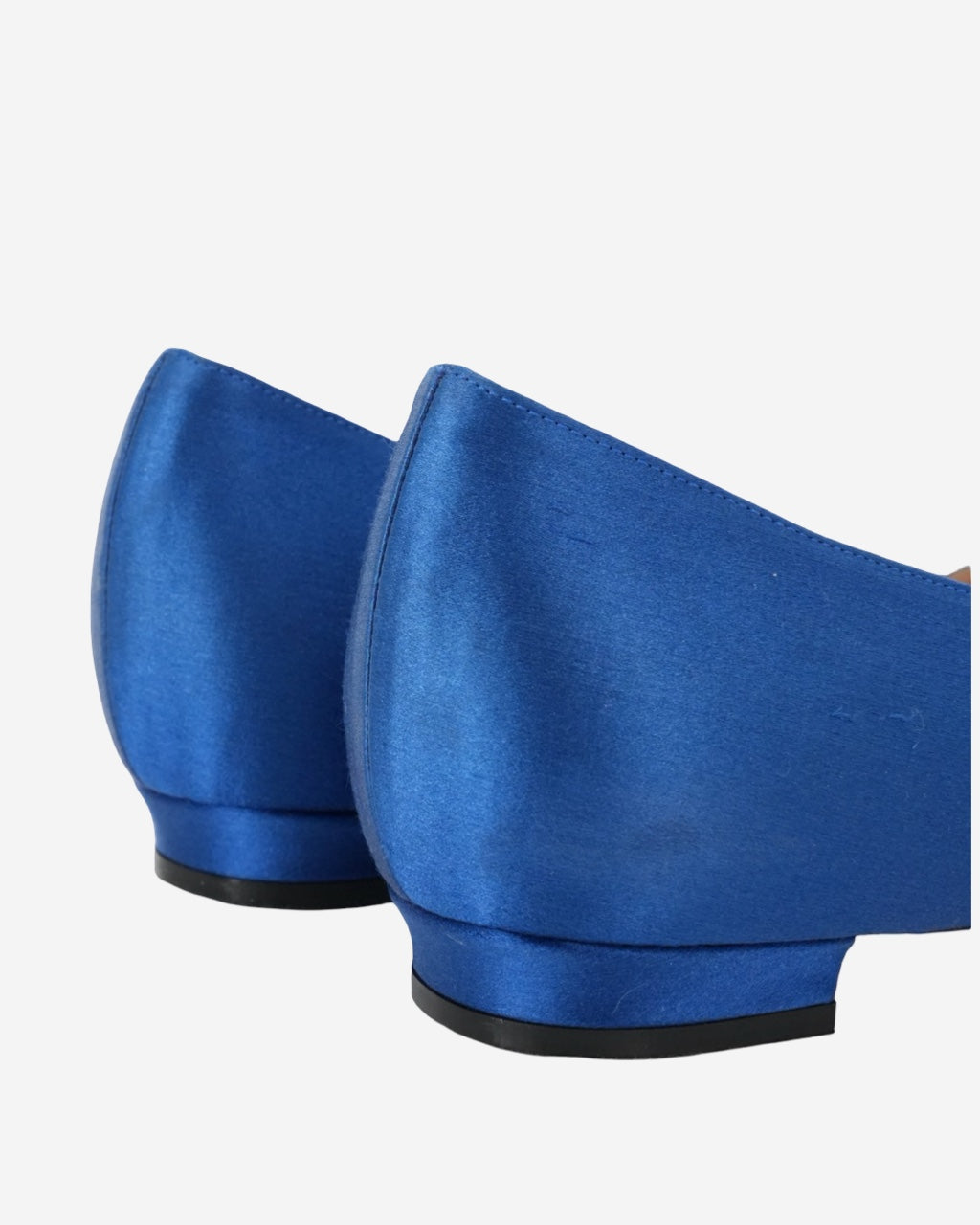 Manolo Blahnik Hangisi Flats 37.5