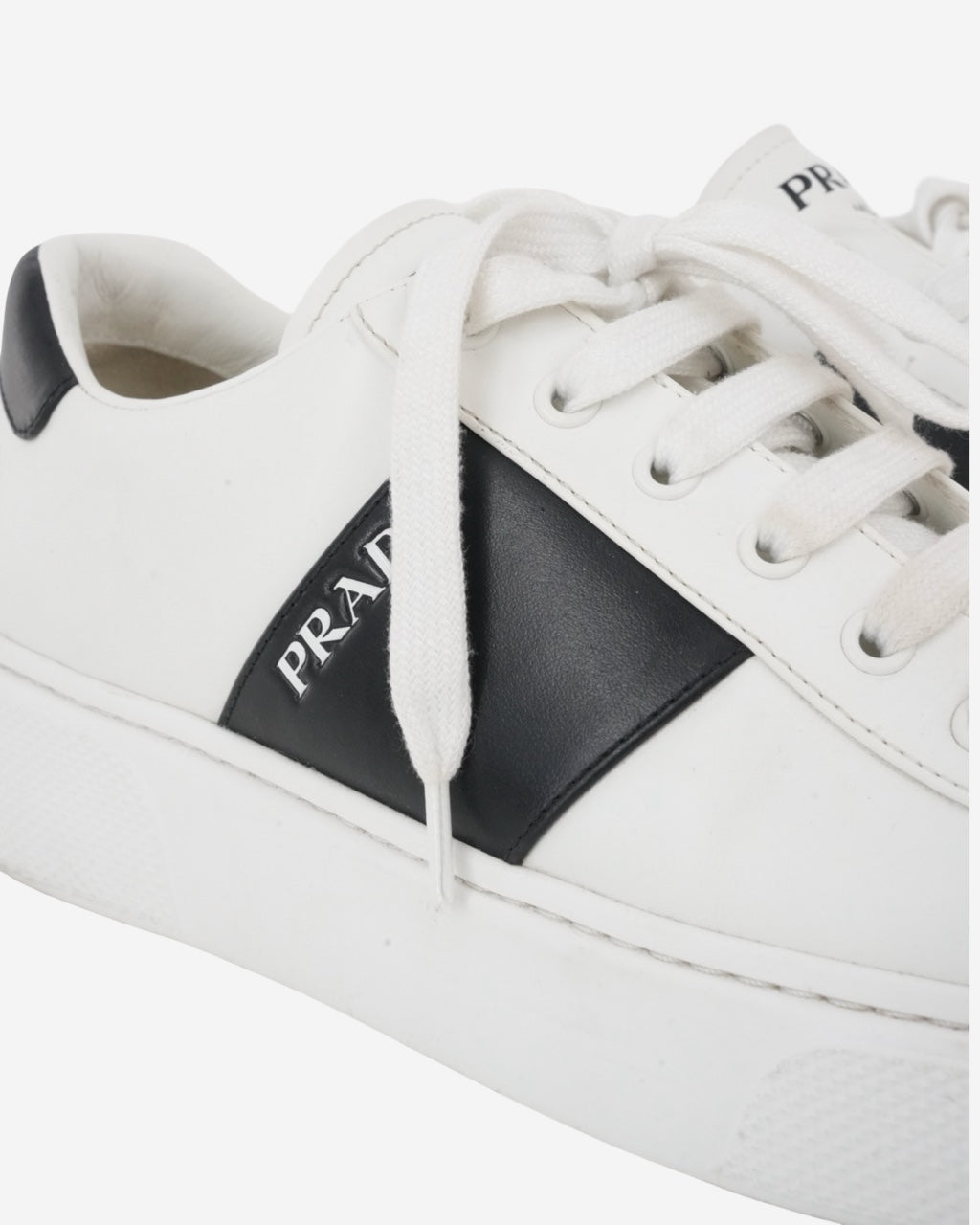 Prada Sneakers 39.5