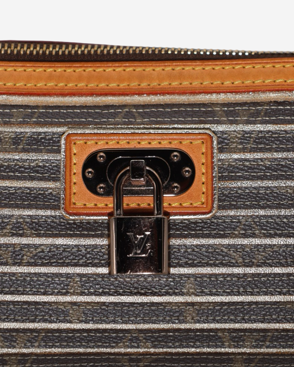 Bolso Louis Vuitton Pochette Eden Zoe 2010