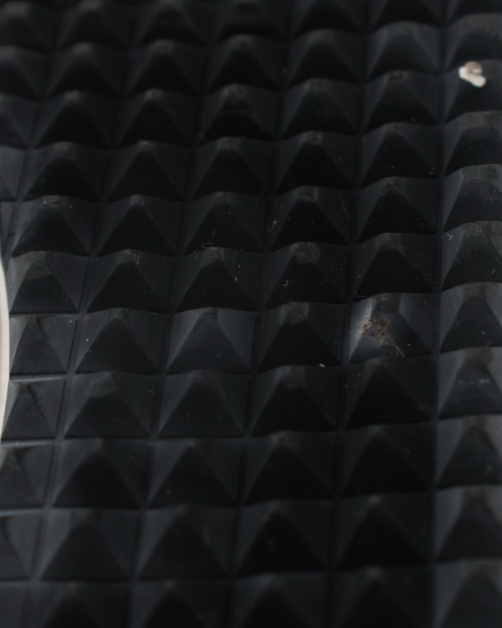 Tenis Fendi Monster 37