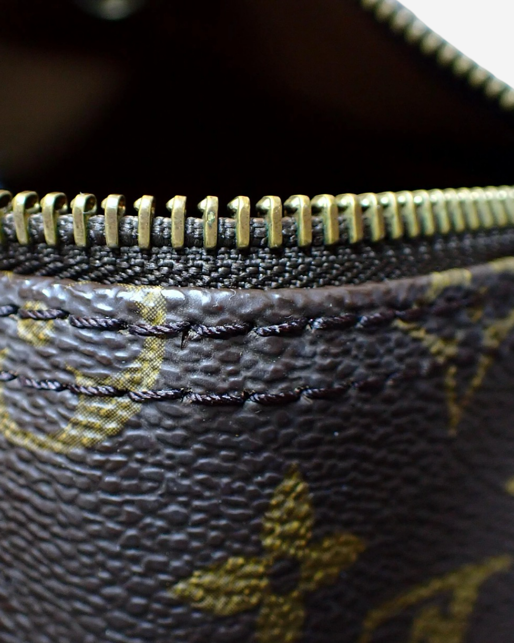 Louis Vuitton Speedy 35 bag