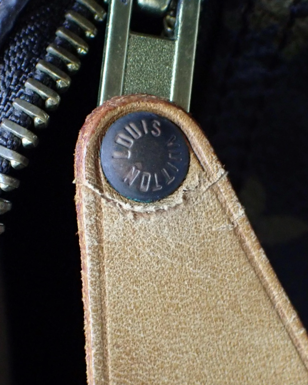 Louis Vuitton Speedy 40 bag