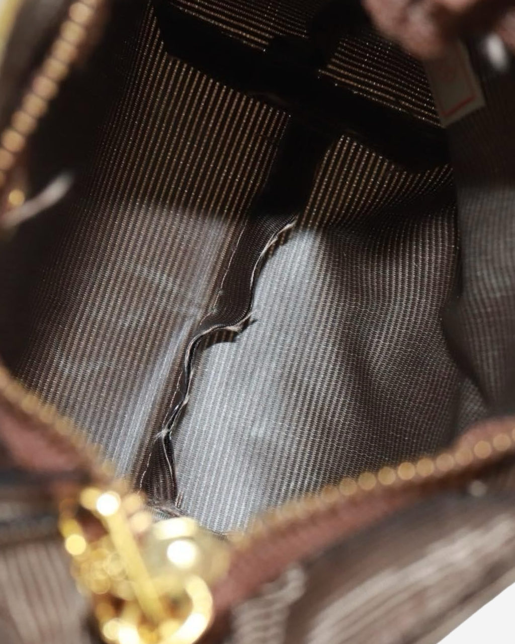 Bolso Celine Logo Nylon Pouch