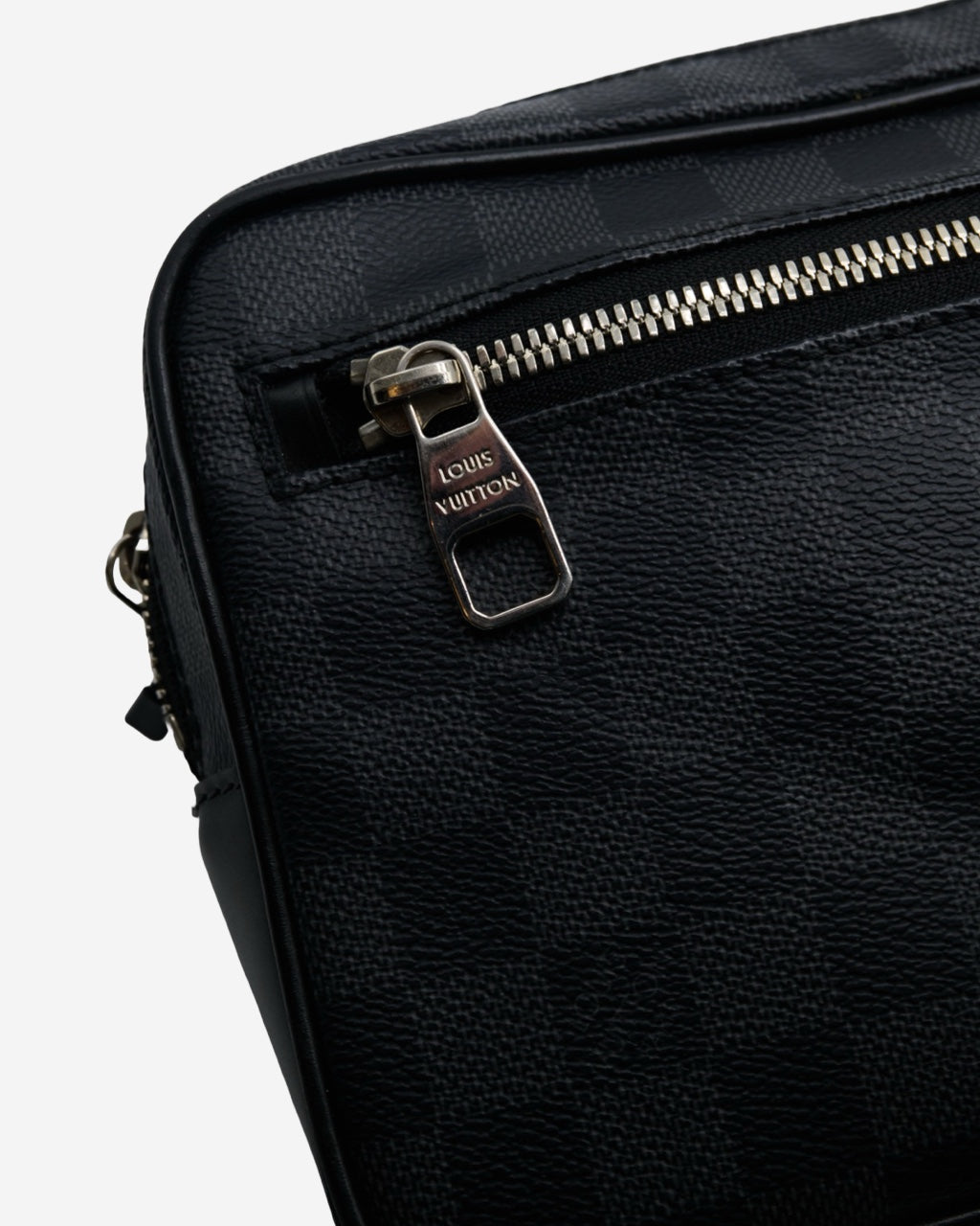 Bolso Louis Vuitton Damier Graphite Pouch