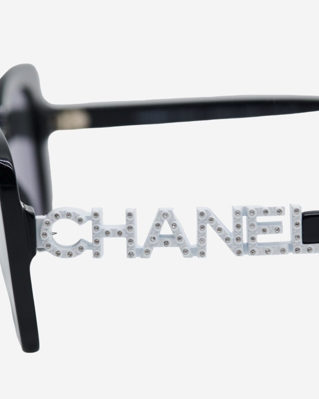 Lentes de Sol Chanel Signature
