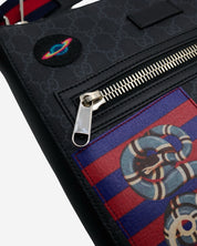 Bolso Gucci GG Supreme Monogram Night Courrier