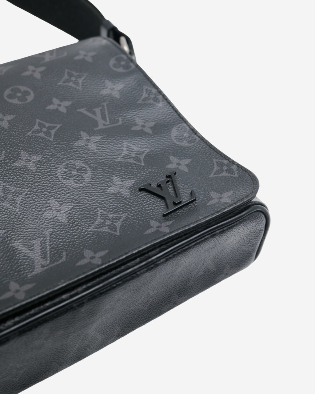 Louis Vuitton District Monogram PM Bag