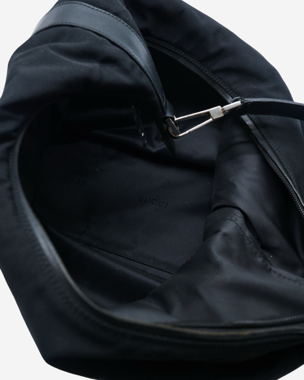 Bolsa Gucci Hobo Nylon Negro