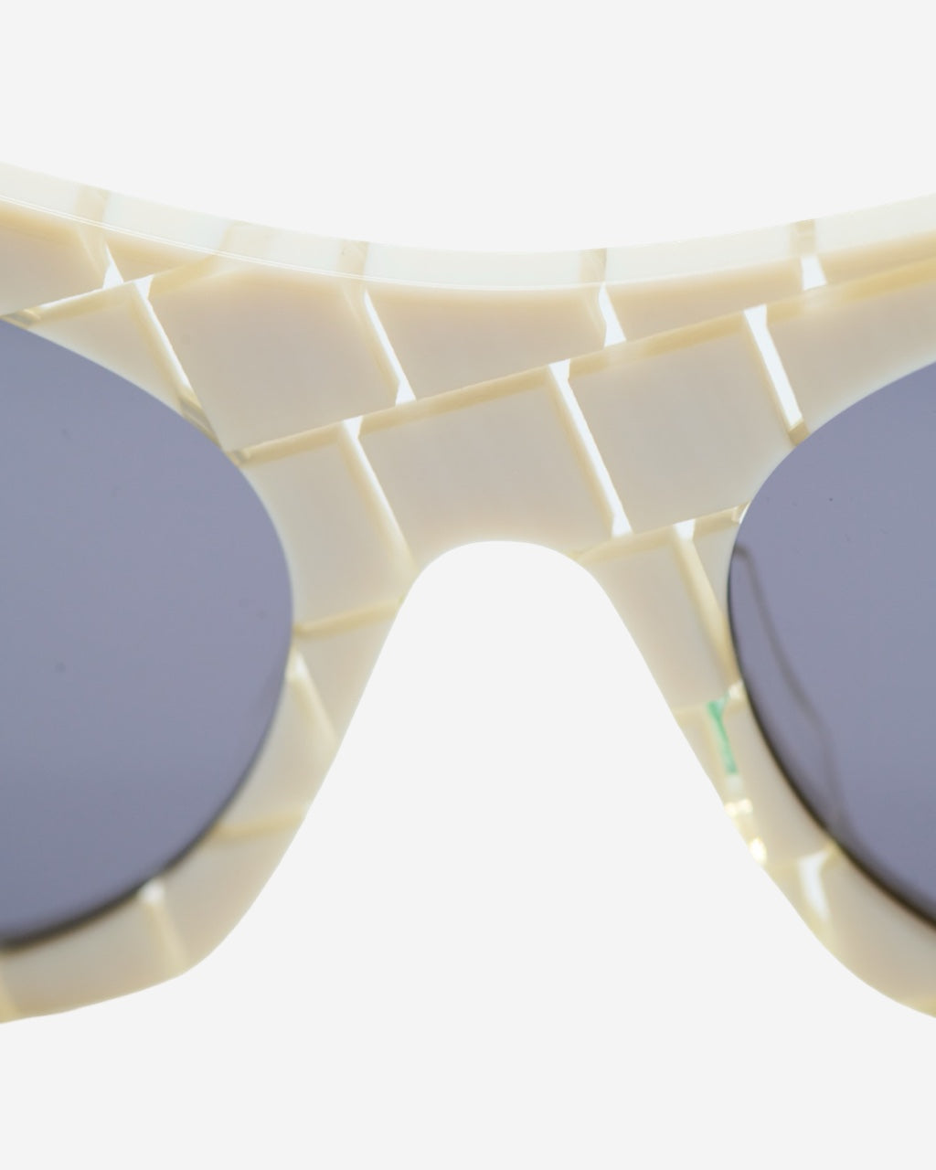 Lentes de Sol Bottega Veneta