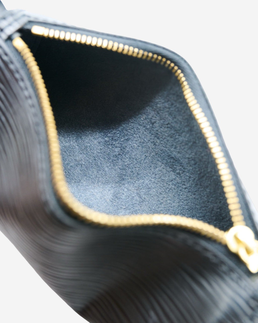 Bolsa Louis Vuitton Soufflot Epi